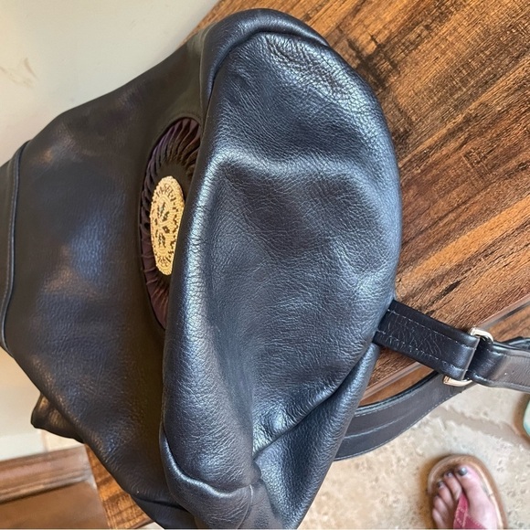 Telluride's Hell Bent single shoulder black leather backpack - Picture 7 of 7